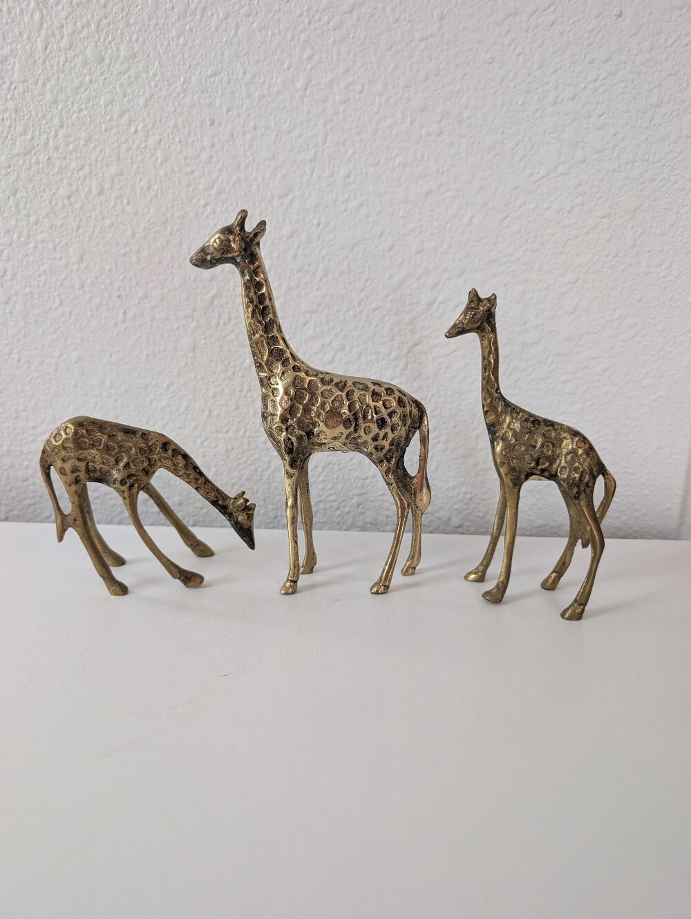 Brass Giraffe Sculpture Trio - Gold Home Art Decor